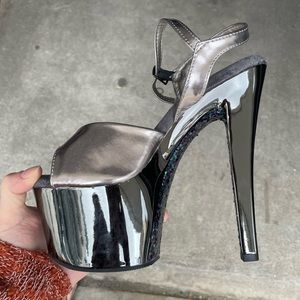 Brand New Glitter Pleasers